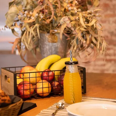 Petit Luxe Loft * Terrassa
